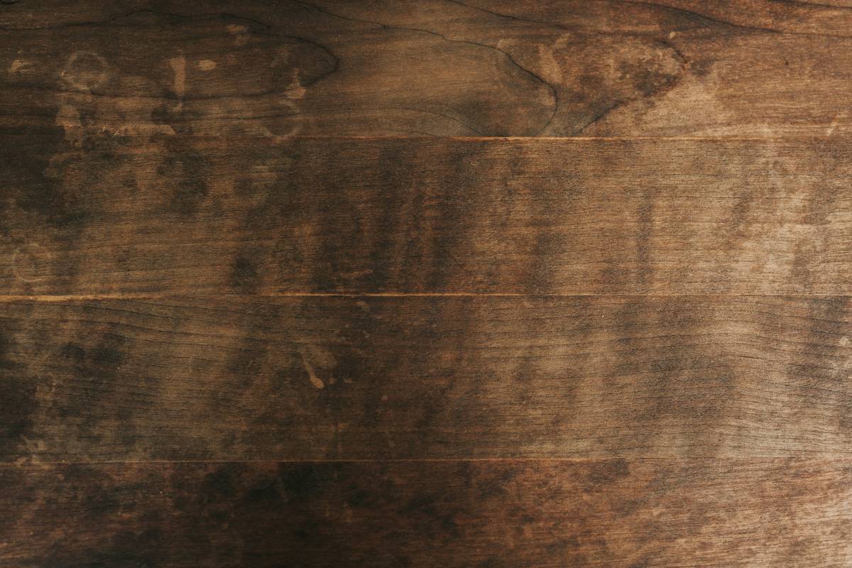 Comparison of untreated vs treated wood with green wood preservatives outdoor after one winter season